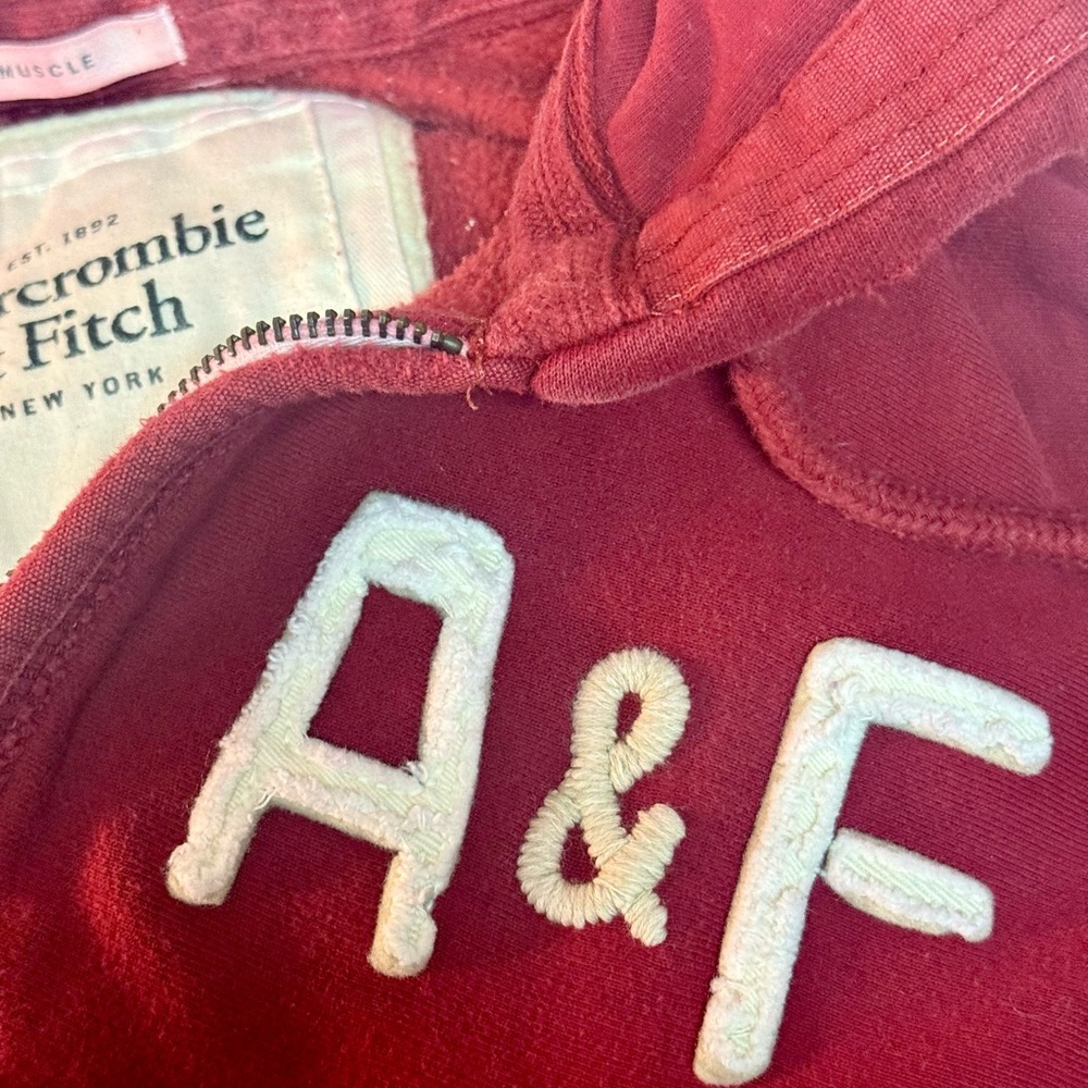 GUC: Vintage Abercrombie & Fitch Red Zip-Up Hoodie Sweatshirt, Men's XL